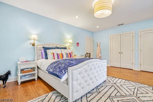 2 Robert Dr, Millburn Twp., NJ 07078