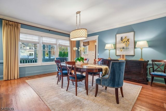 2 Robert Dr, Millburn Twp., NJ 07078