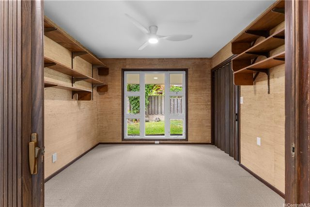 1202 Lola Way, Kailua, HI 96734