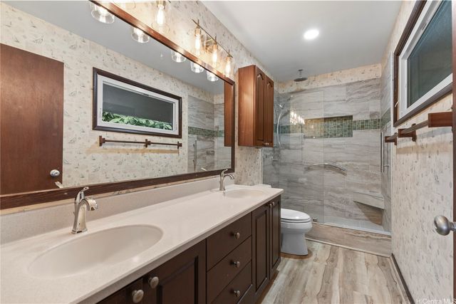 1202 Lola Way, Kailua, HI 96734