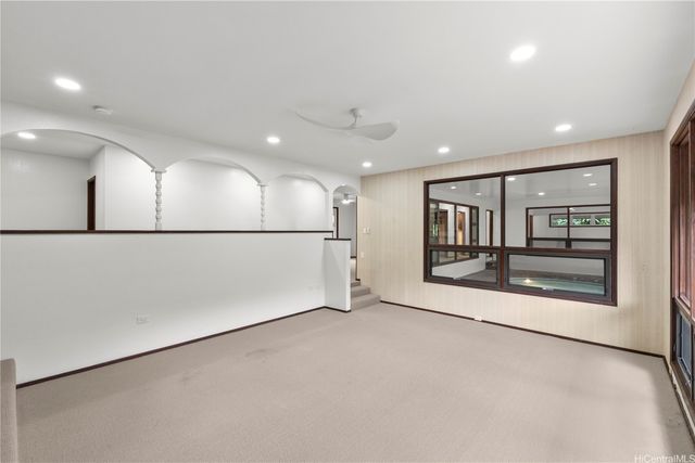 1202 Lola Way, Kailua, HI 96734