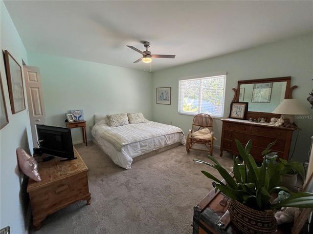 5730 16TH LANE NE, St Petersburg, FL 33703