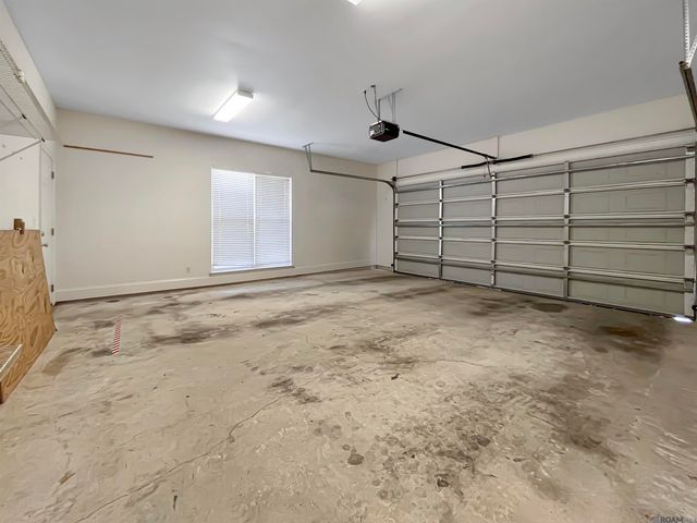 20695 Vermont St, Livingston, LA 70754