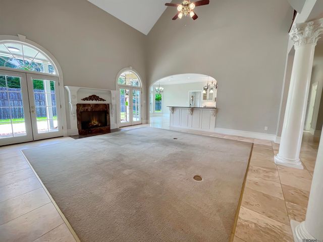 20695 Vermont St, Livingston, LA 70754