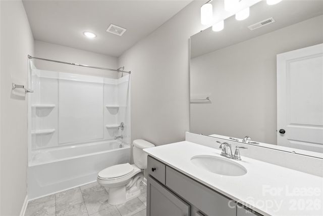 7017 Stoney Wood Lane, Charlotte, NC 28215