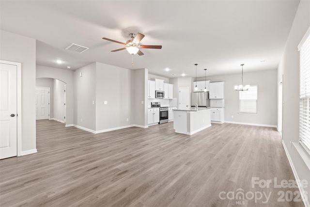 7017 Stoney Wood Lane, Charlotte, NC 28215