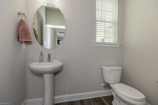 1924 Kippen Drive, Kernersville, NC 27284