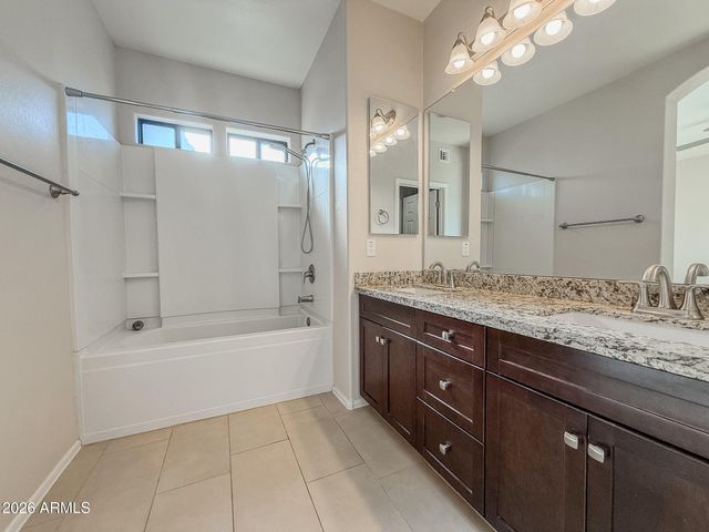 21655 N 36TH Avenue 108, Glendale, AZ 85308