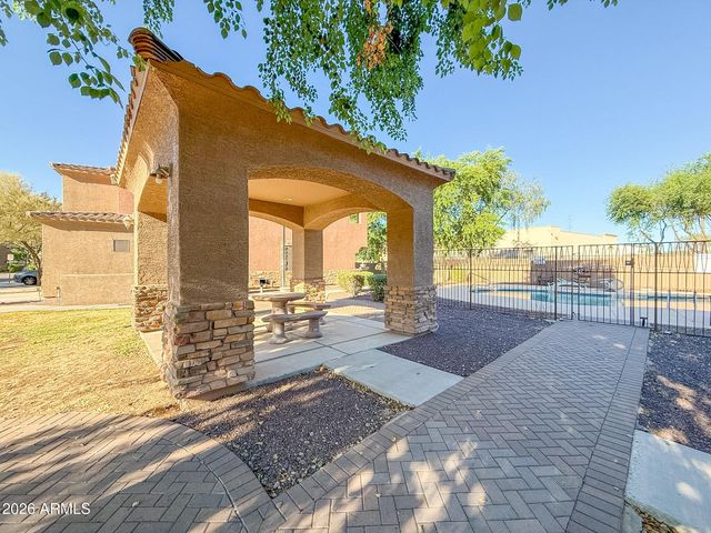 21655 N 36TH Avenue 108, Glendale, AZ 85308