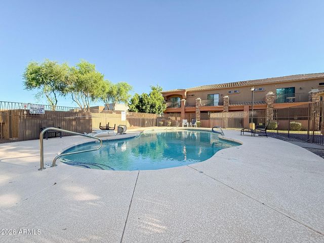 21655 N 36TH Avenue 108, Glendale, AZ 85308