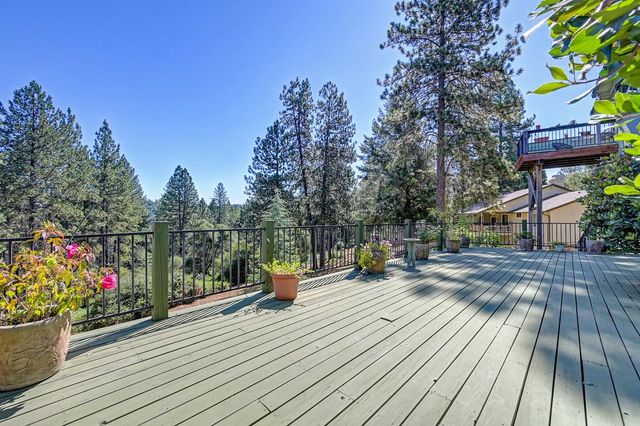 3435 Secret Lake Trl, Cool, CA 95614