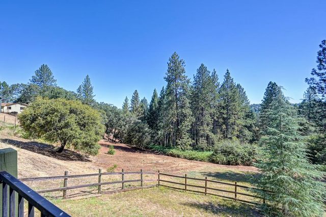3435 Secret Lake Trl, Cool, CA 95614
