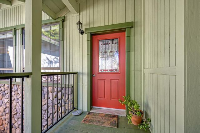 3435 Secret Lake Trl, Cool, CA 95614