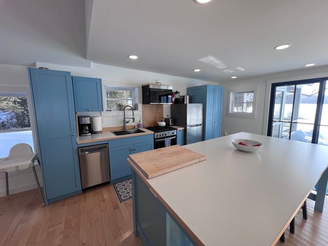 41 Danforth Road, Glover, VT 05839