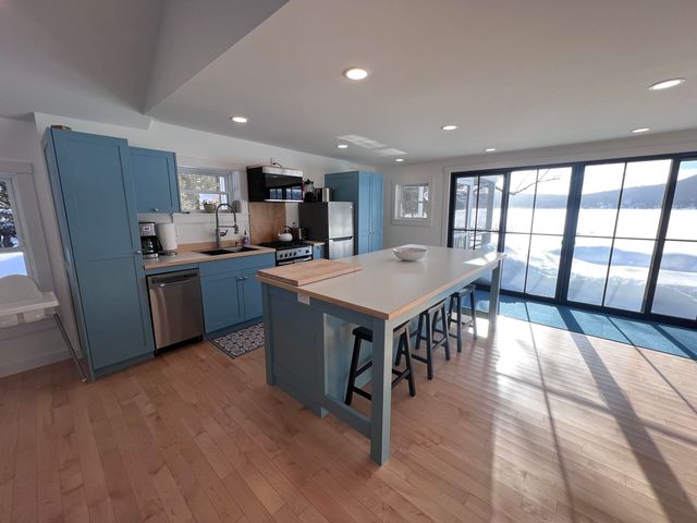 41 Danforth Road, Glover, VT 05839