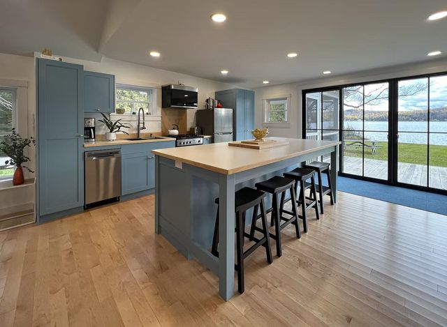 41 Danforth Road, Glover, VT 05839