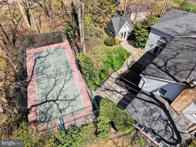 5016 WOODBOX LN, Mechanicsburg, PA 17055