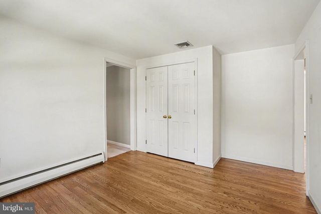 5016 WOODBOX LN, Mechanicsburg, PA 17055
