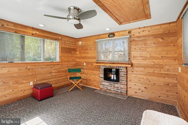 5016 WOODBOX LN, Mechanicsburg, PA 17055