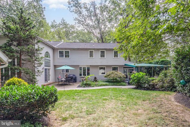 5016 WOODBOX LN, Mechanicsburg, PA 17055