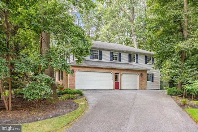 5016 WOODBOX LN, Mechanicsburg, PA 17055