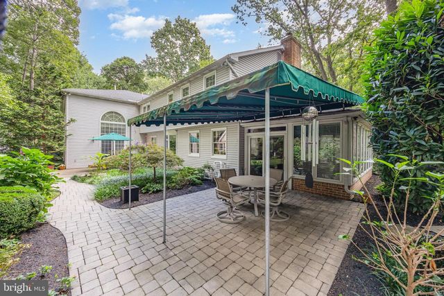 5016 WOODBOX LN, Mechanicsburg, PA 17055
