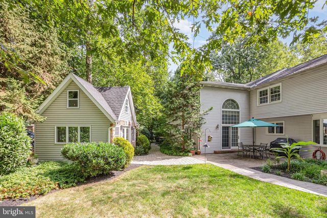 5016 WOODBOX LN, Mechanicsburg, PA 17055