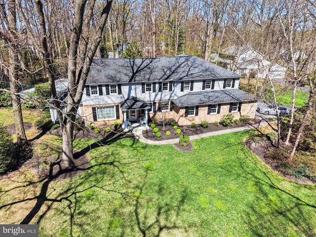 5016 WOODBOX LN, Mechanicsburg, PA 17055