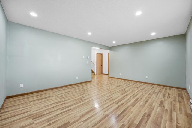 3133 32ND Avenue S, Moorhead, MN 56560