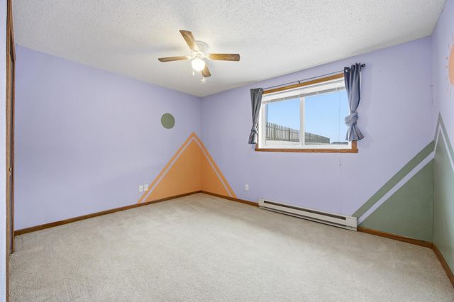 3133 32ND Avenue S, Moorhead, MN 56560