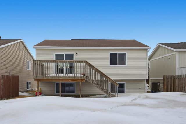 3133 32ND Avenue S, Moorhead, MN 56560