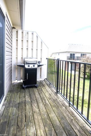 14225 Shadywood Drive, Sterling Heights, MI 48312