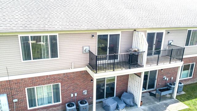 14225 Shadywood Drive, Sterling Heights, MI 48312