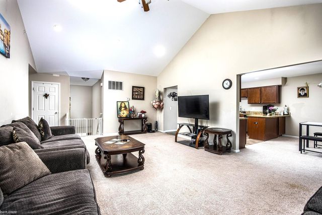 14225 Shadywood Drive, Sterling Heights, MI 48312