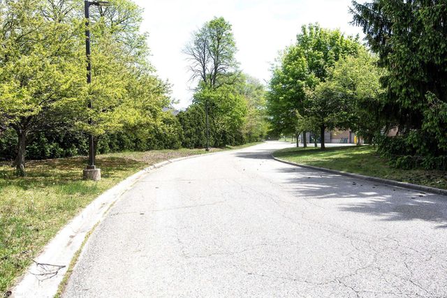 14225 Shadywood Drive, Sterling Heights, MI 48312