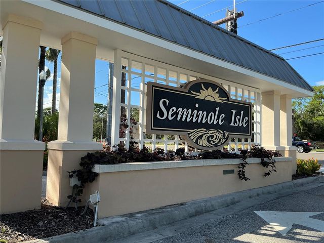 7059 ISLAMORADA CIRCLE, Seminole, FL 33777