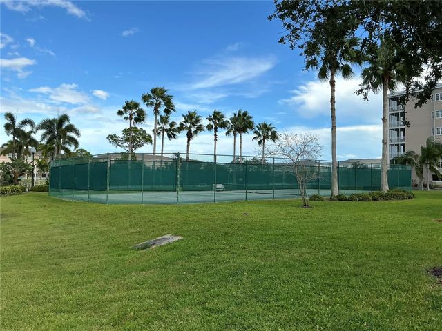 7059 ISLAMORADA CIRCLE, Seminole, FL 33777