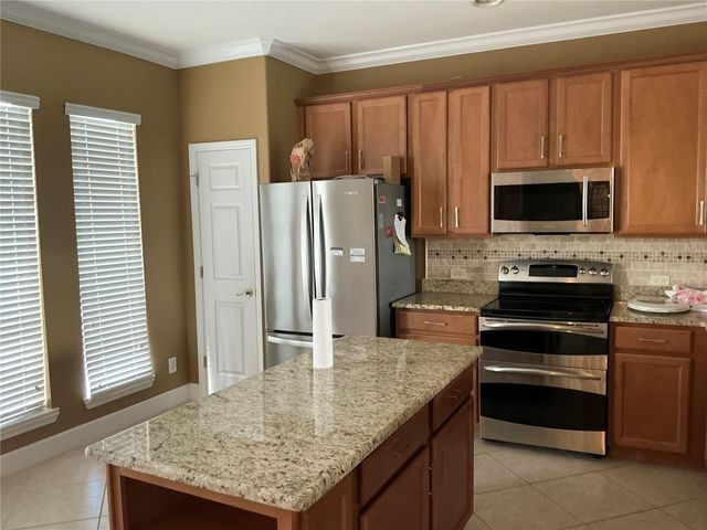 7059 ISLAMORADA CIRCLE, Seminole, FL 33777