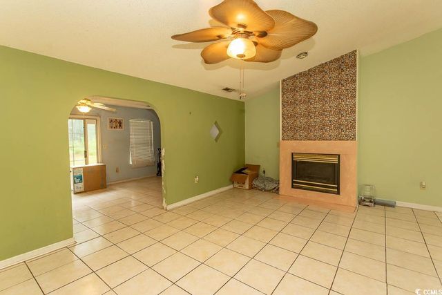 318 Muirfield Rd., Myrtle Beach, SC 29588