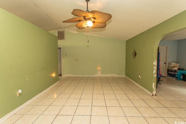 318 Muirfield Rd., Myrtle Beach, SC 29588