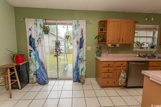 318 Muirfield Rd., Myrtle Beach, SC 29588