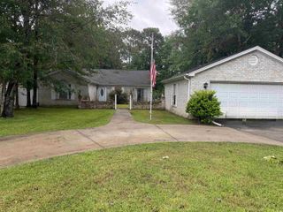 318 Muirfield Rd., Myrtle Beach, SC 29588