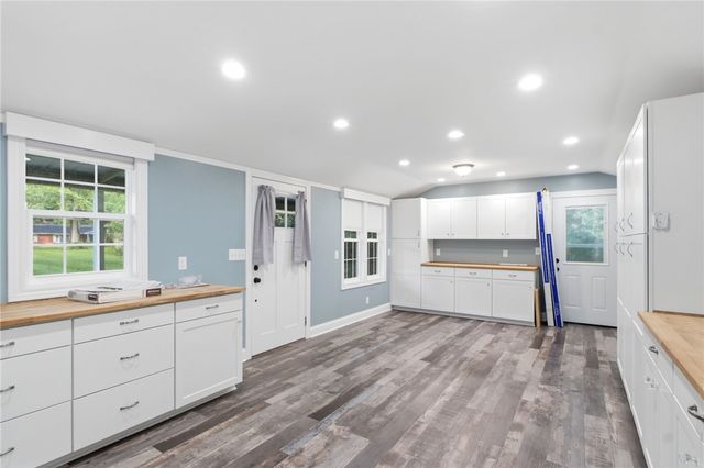 2548 Ehrhart Drive, Springfield, OH 45502