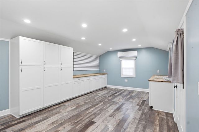 2548 Ehrhart Drive, Springfield, OH 45502