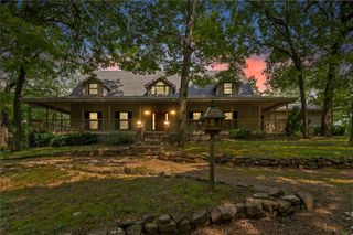 10532 Red Bluff Road, Garfield, AR 72732