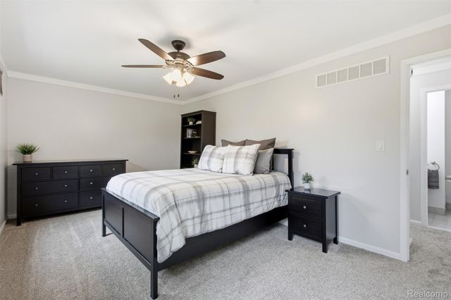 275 Lake Village Drive, Walled Lake, MI 48390