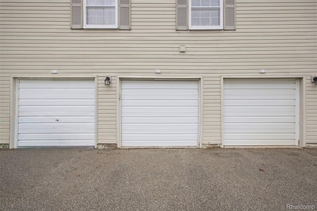 275 Lake Village Drive, Walled Lake, MI 48390