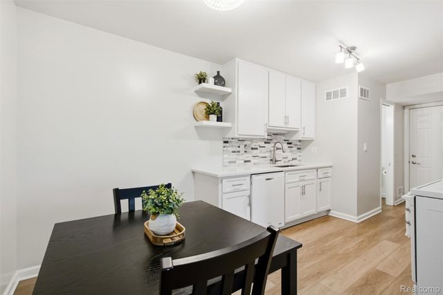 275 Lake Village Drive, Walled Lake, MI 48390