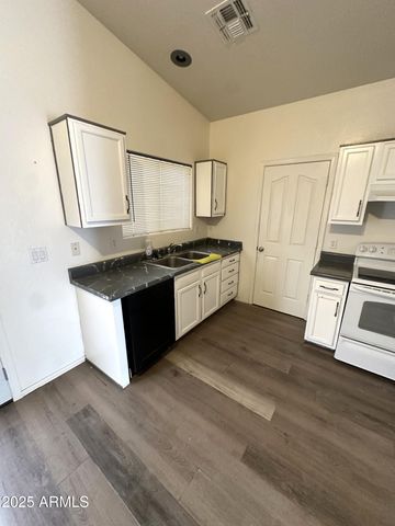 3355 W AGUADERO Drive, Eloy, AZ 85131