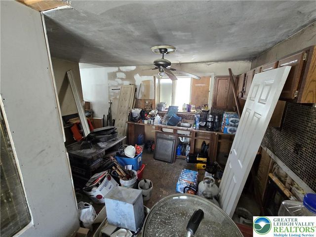 348 Carnation Road, Middle Smithfield Twp, PA 18302